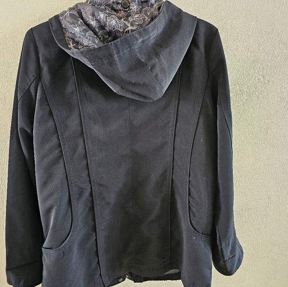 Rain coat lined with hood size S color black - Picture 2 of 5